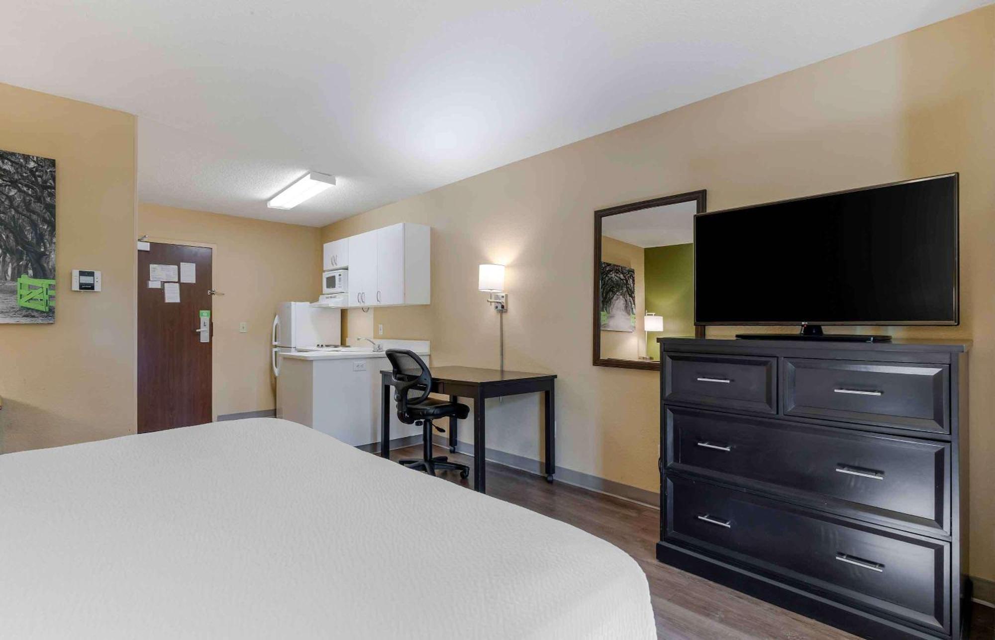 Extended Stay America Select Suites - Milwaukee - Waukesha Exterior foto