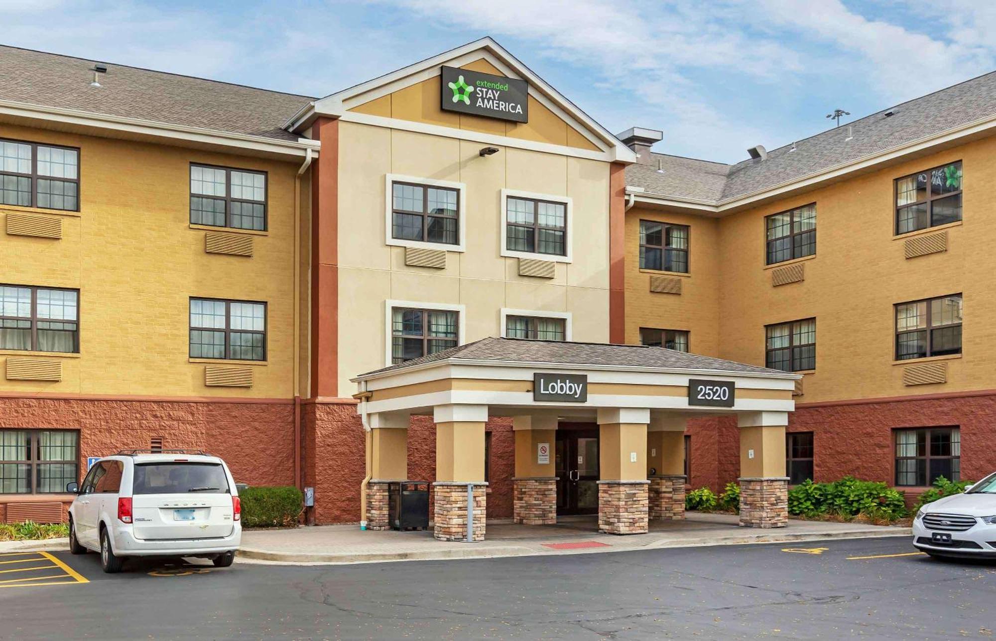 Extended Stay America Select Suites - Milwaukee - Waukesha Exterior foto