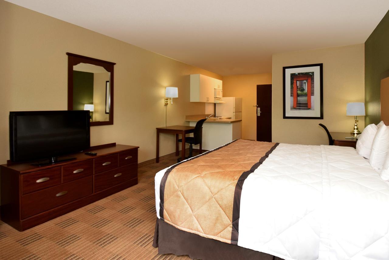 Extended Stay America Select Suites - Milwaukee - Waukesha Exterior foto